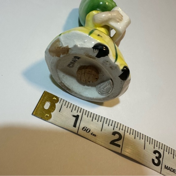 Vtg 50s Napco Farm Girl Cucumber Pepper Shaker - Picture 7 of 7